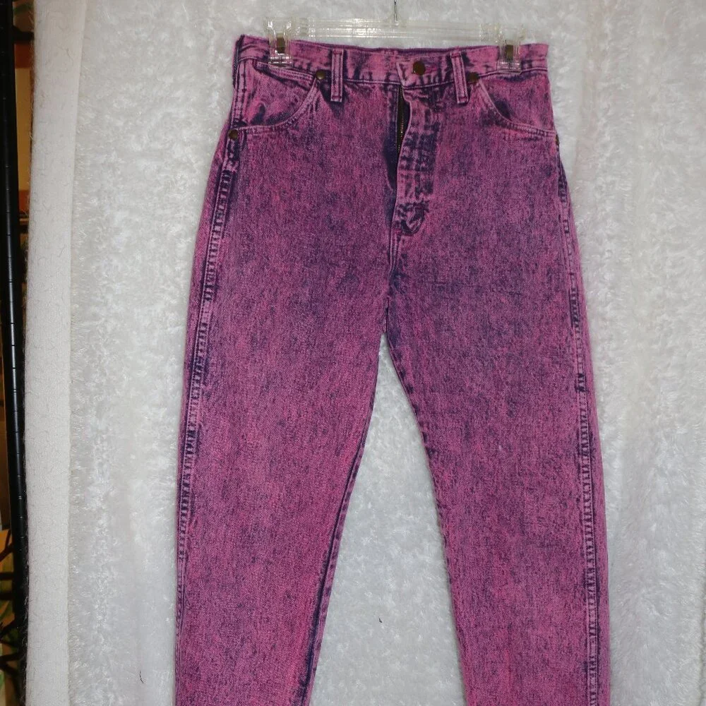 Wrangler pink acid-washed vintage jeans size 9 incredible looking! tapered leg